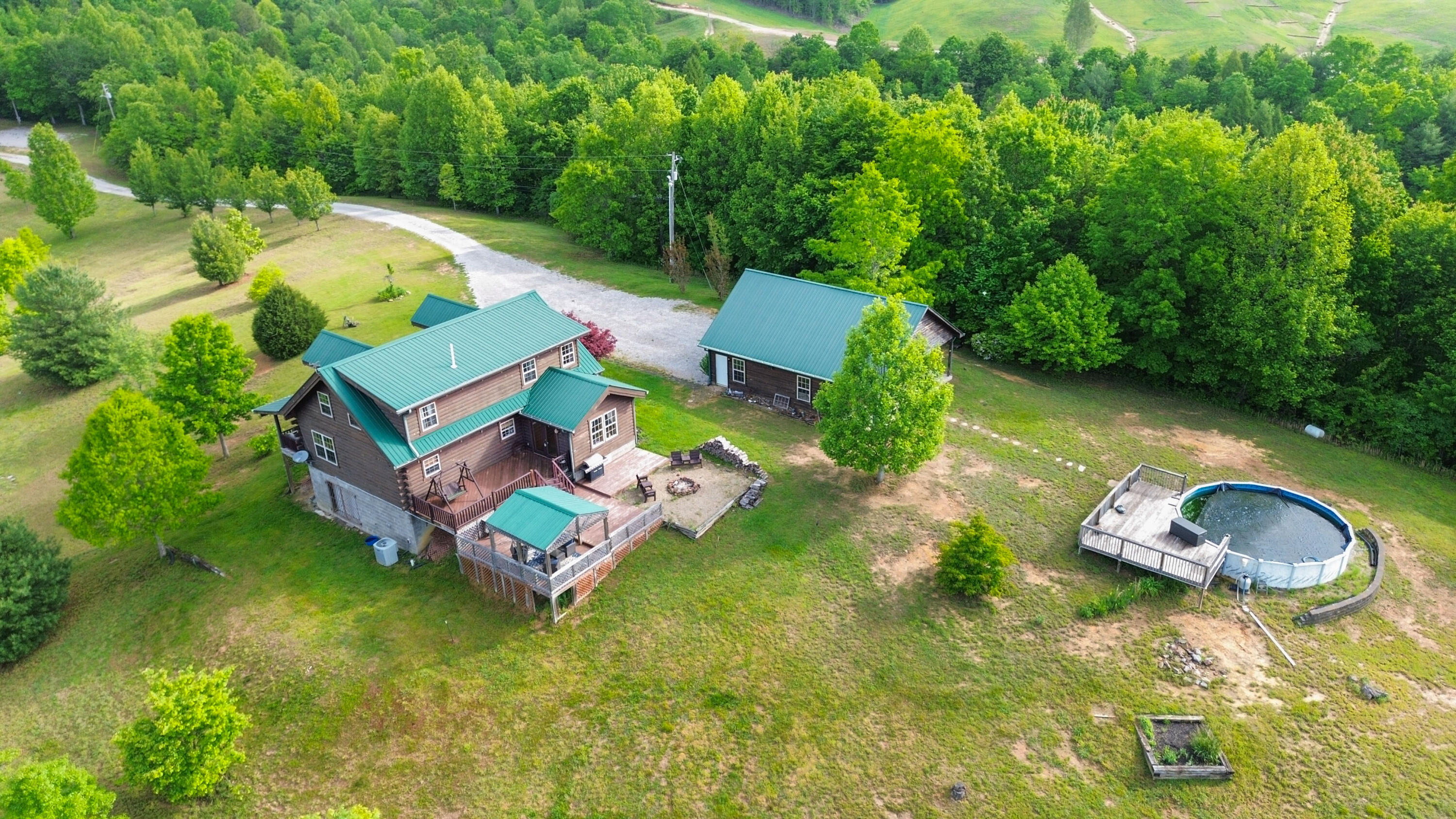 180 Scenic Rdg Road Pine Knot, KY 42635 - Photo 6 of 73 004