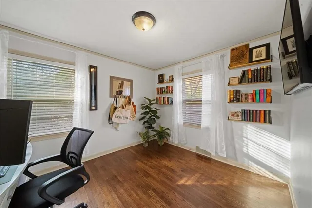 $279,000 | 218 West 97th Street, Kansas City, MO 64114