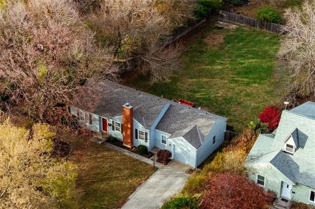 $279,000 | 218 West 97th Street, Kansas City, MO 64114