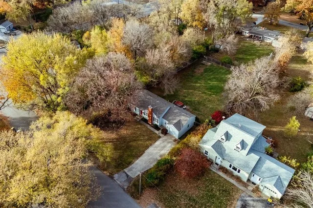 $279,000 | 218 West 97th Street, Kansas City, MO 64114