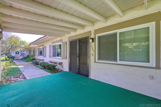 $3,275 | 16645 Bernardo Oaks Drive, San Diego, CA 92128