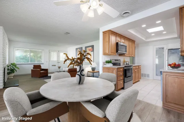 $3,275 | 16645 Bernardo Oaks Drive, San Diego, CA 92128