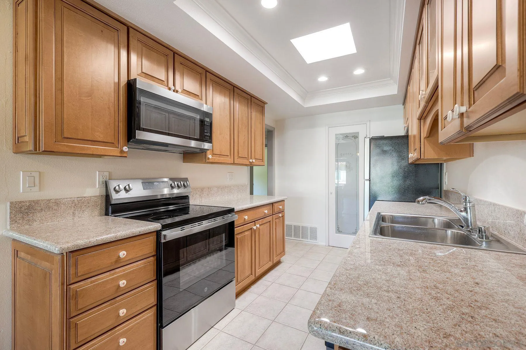 16645 Bernardo Oaks Drive San Diego, CA 92128 - Photo 10 of 23