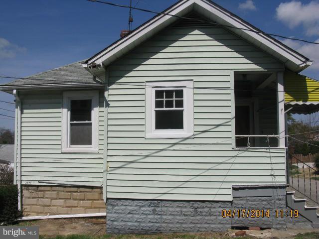 2001 Hutton Place Baltimore, MD 21207 - Photo 3 of 9 Exterior (General)