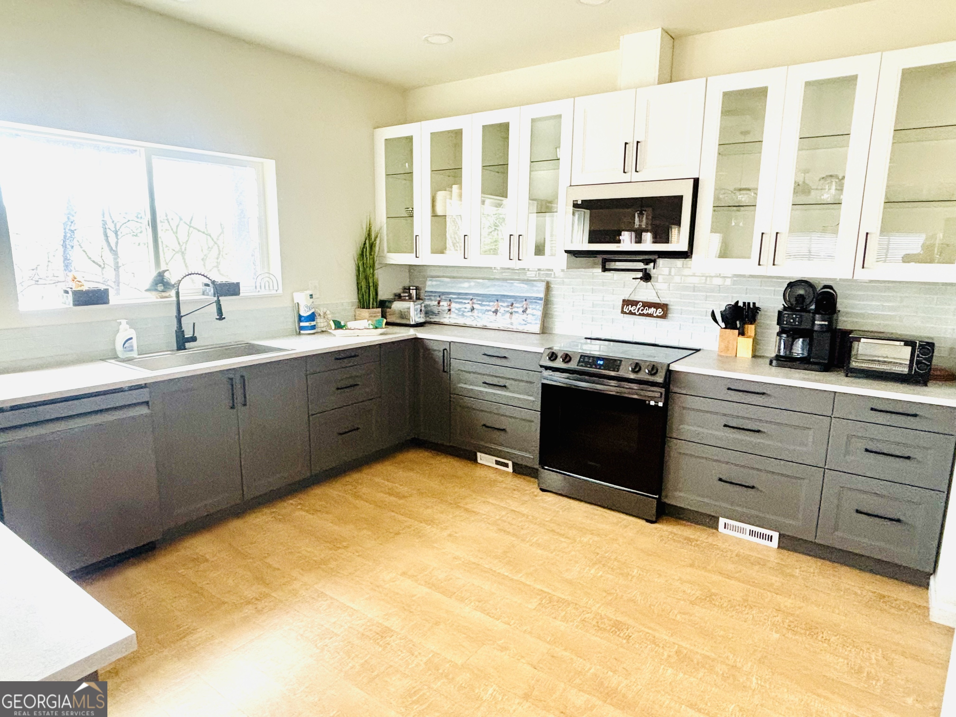 364 Rosen Strasse Helen, GA 30545 - Photo 10 of 51 Kitchen with lots of Storage