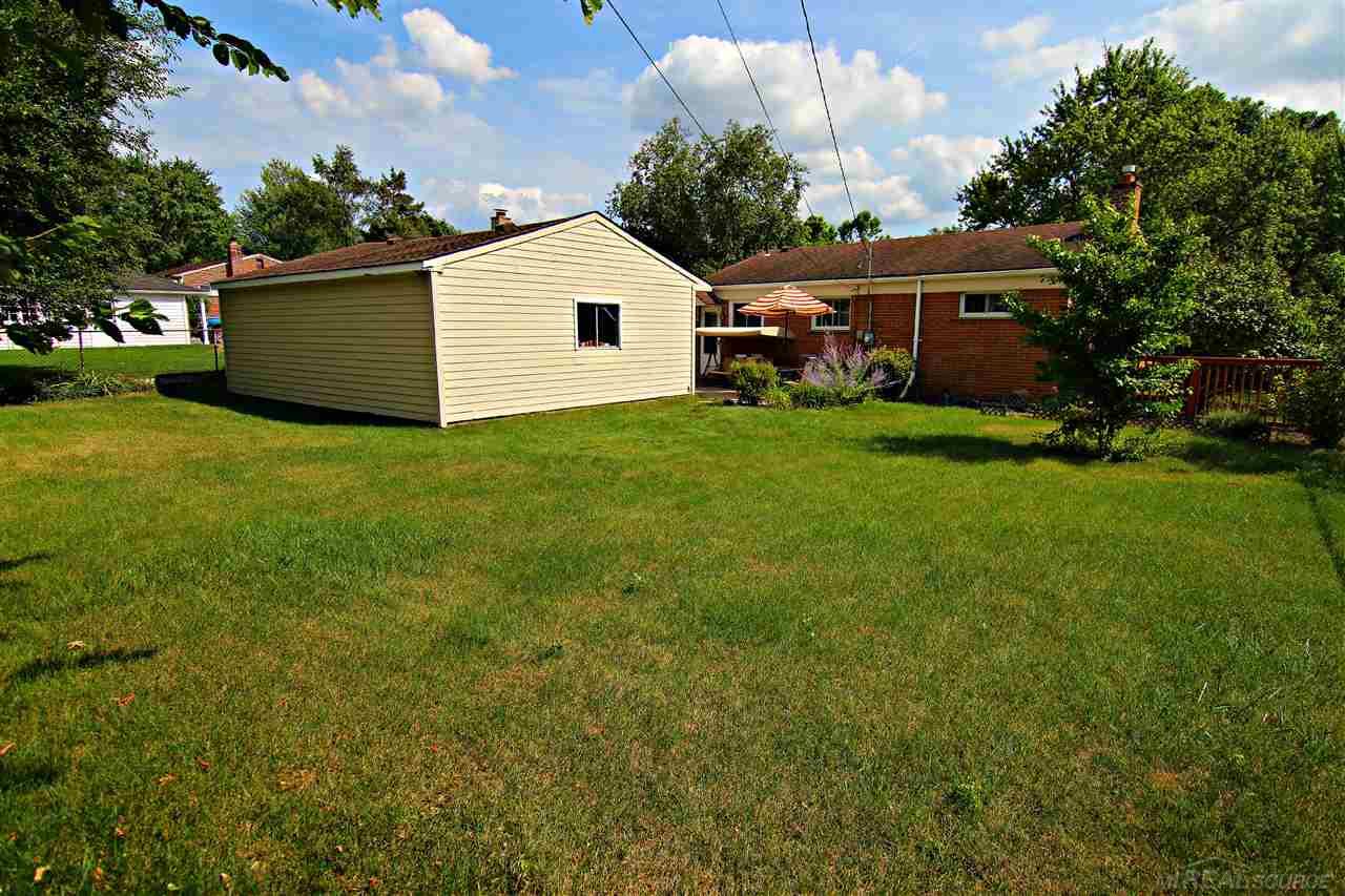 481 Thalia Avenue Rochester Hills, MI 48307 - Photo 7 of 24