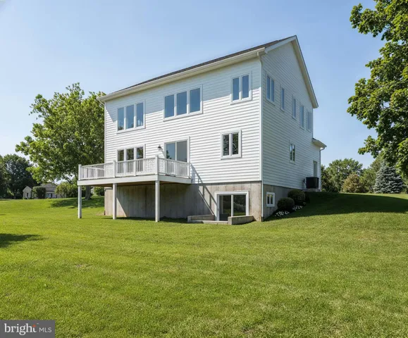 $875,000 | 17991 Old Triangle Road, Triangle, VA 22172