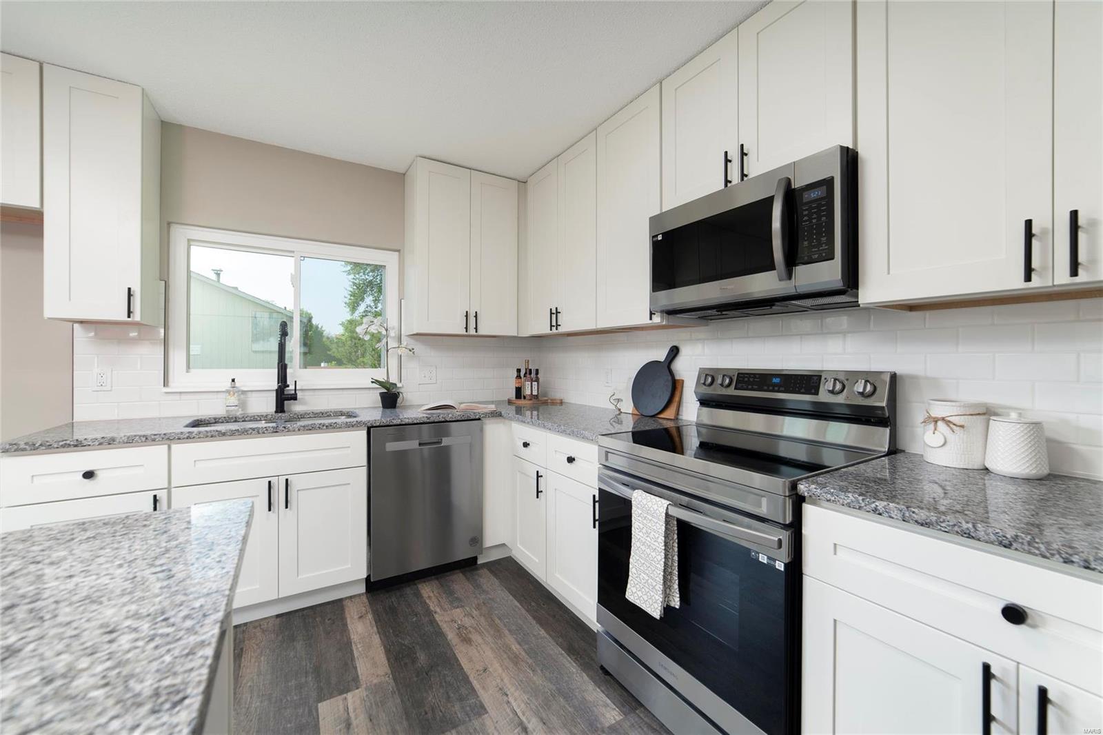 12738 Orley Drive Black Jack, MO 63033 - Photo 12 of 31