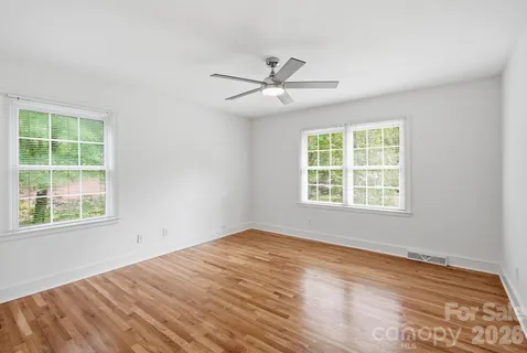 $919,999 | 926 Shady Bluff Drive, Charlotte, NC 28211