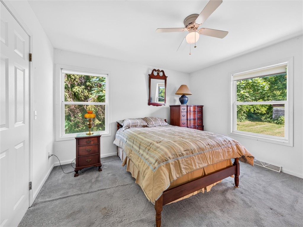 7142 Woolston Road East Bloomfield, NY 14469 - Photo 19 of 48 Master Bedroom w/ FULL BATH!