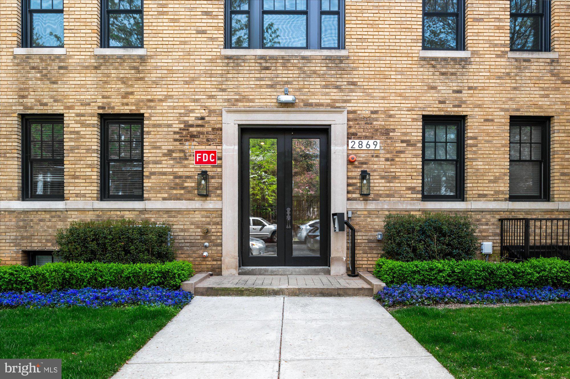 2869 28th Street Northwest, Unit 101 Washington, DC 20008 - Photo 1 of 28