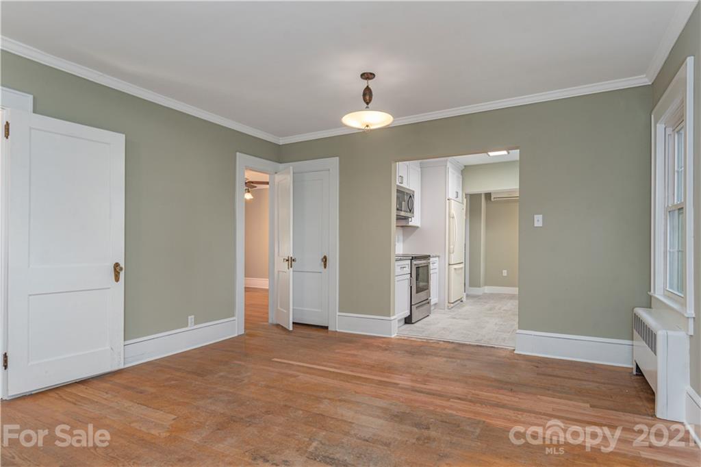 294 Emma Road Asheville, NC 28806 - Photo 4 of 21 Gallery Image 4