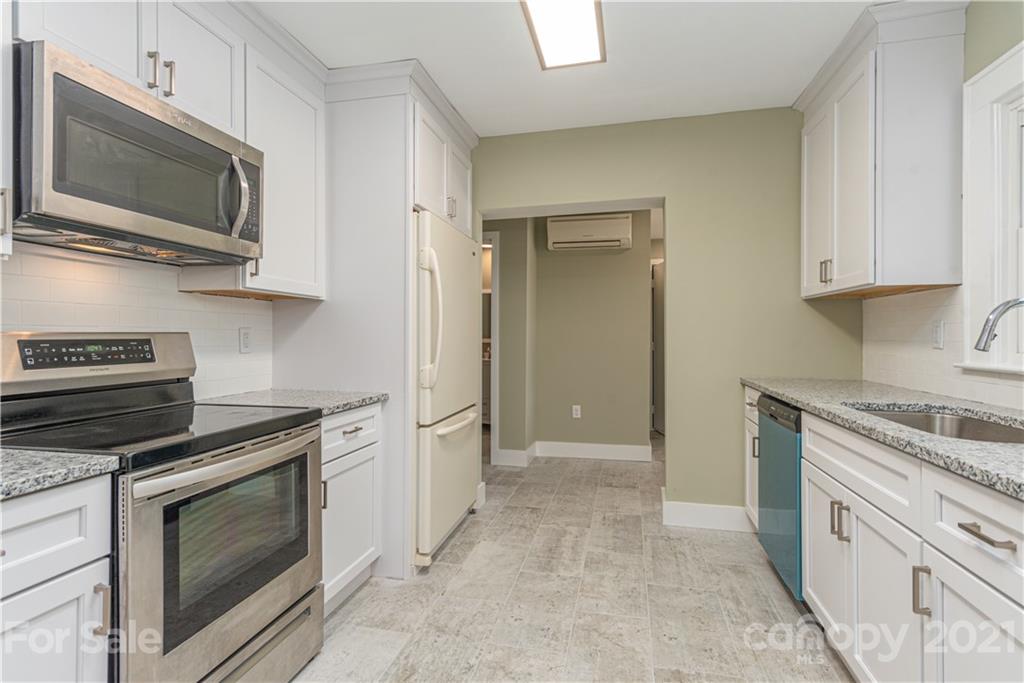294 Emma Road Asheville, NC 28806 - Photo 5 of 21 Gallery Image 5