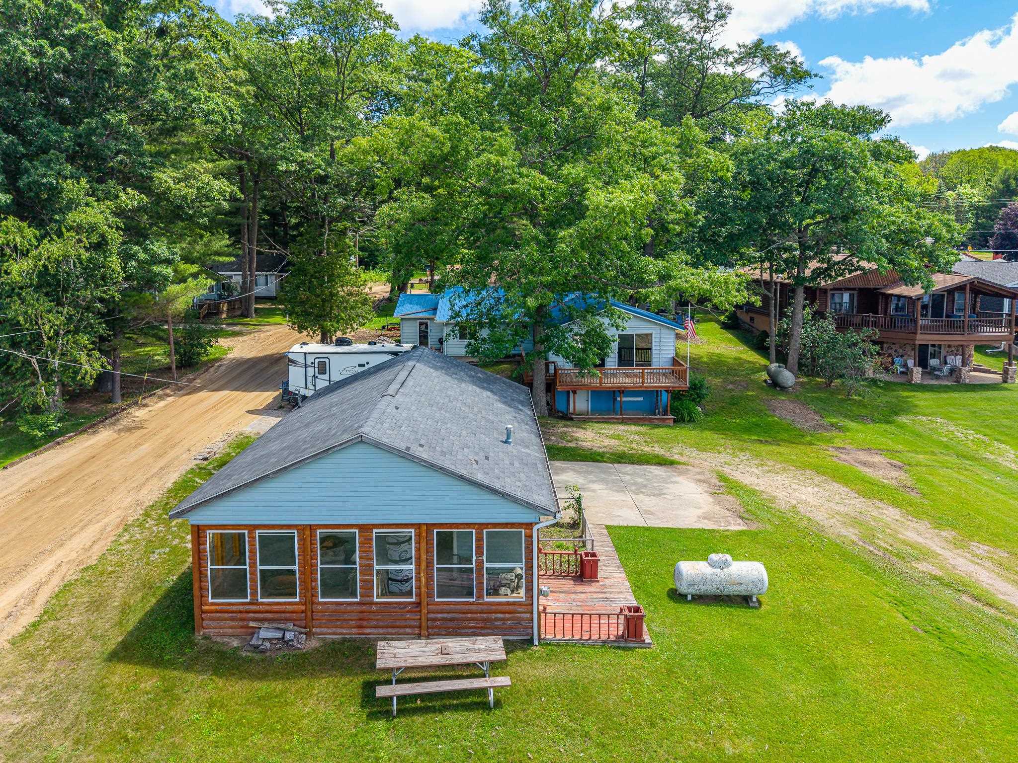 1276 East Long Lake Road Harrison, MI 48625 - Photo 4 of 43