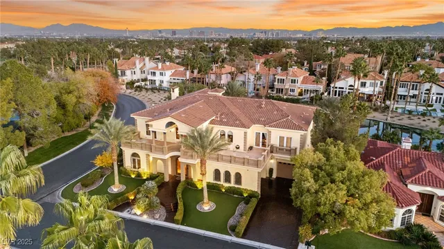 $2,599,000 | 2200 Glenbrook Way, Las Vegas, NV 89117