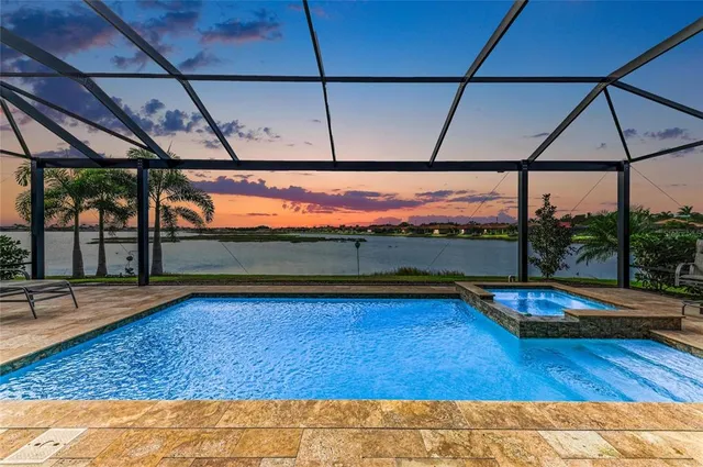 $998,900 | 629 Maraviya Boulevard, Nokomis, FL 34275