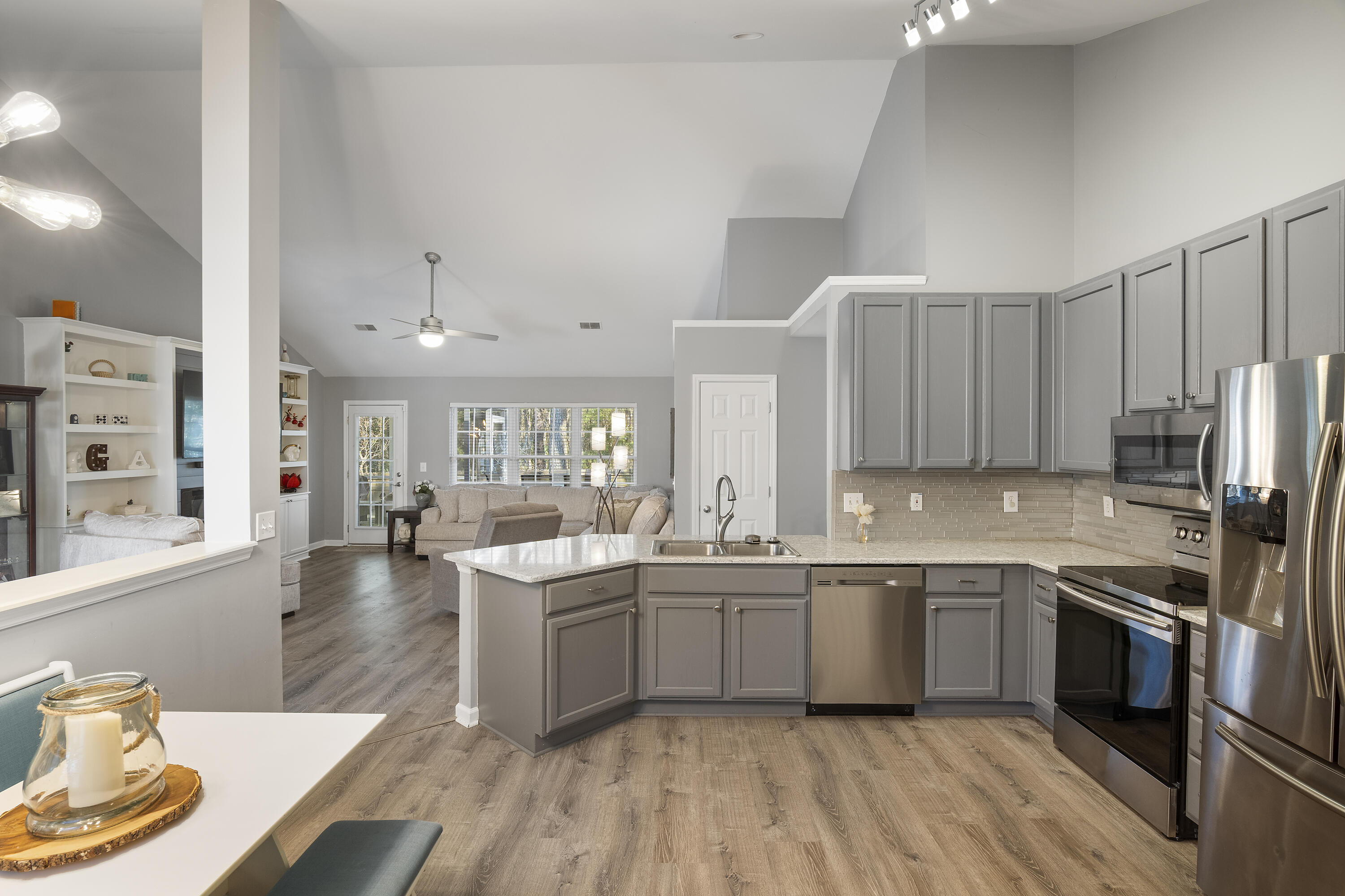 3370 Lindner Lane Mount Pleasant, SC 29466 - Photo 9 of 60 P1047548