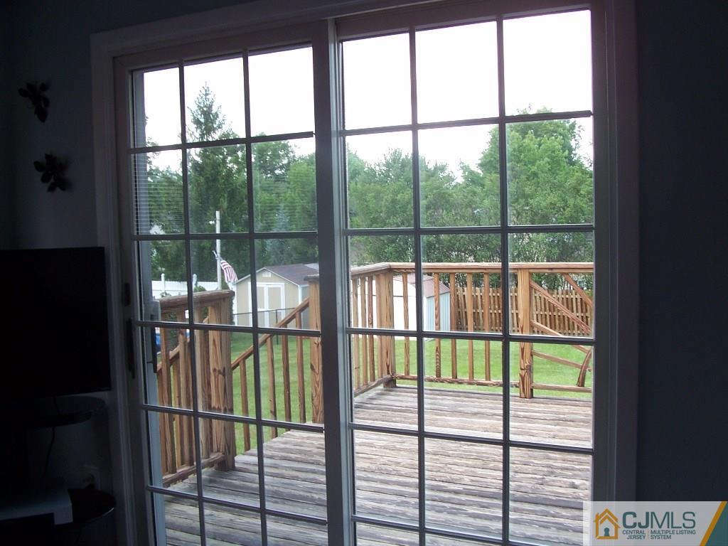 118 Oxford Road Colonia, NJ 07067 - Photo 17 of 25 Gallery Image 17