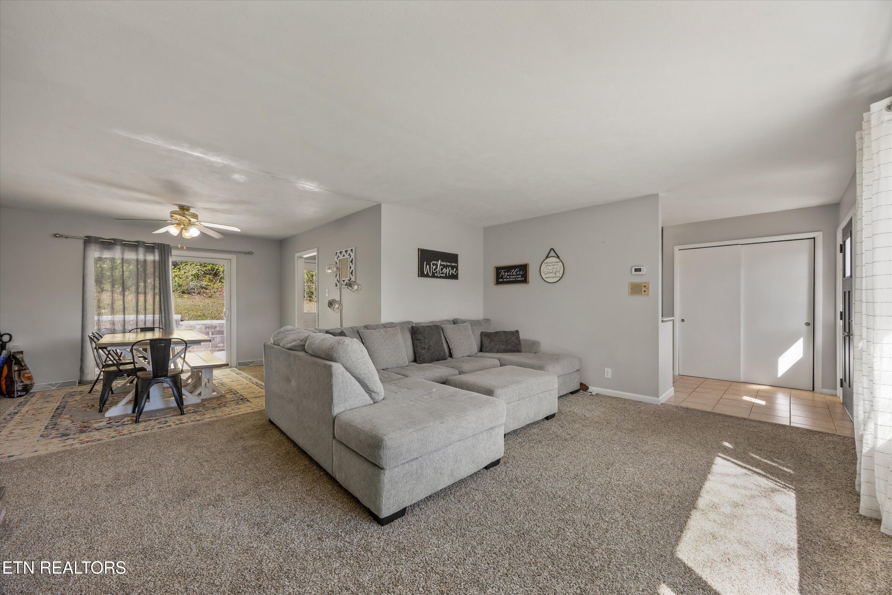 102 Canterbury Road Oak Ridge, TN 37830 - Photo 7 of 32 22-102 Canterbury Rd 23