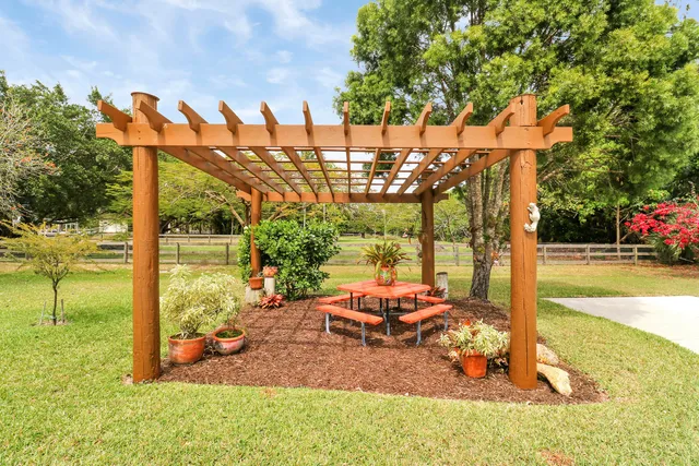 $4,000 | 10735 Lantana Road, Unit GH, Lake Worth, FL 33449