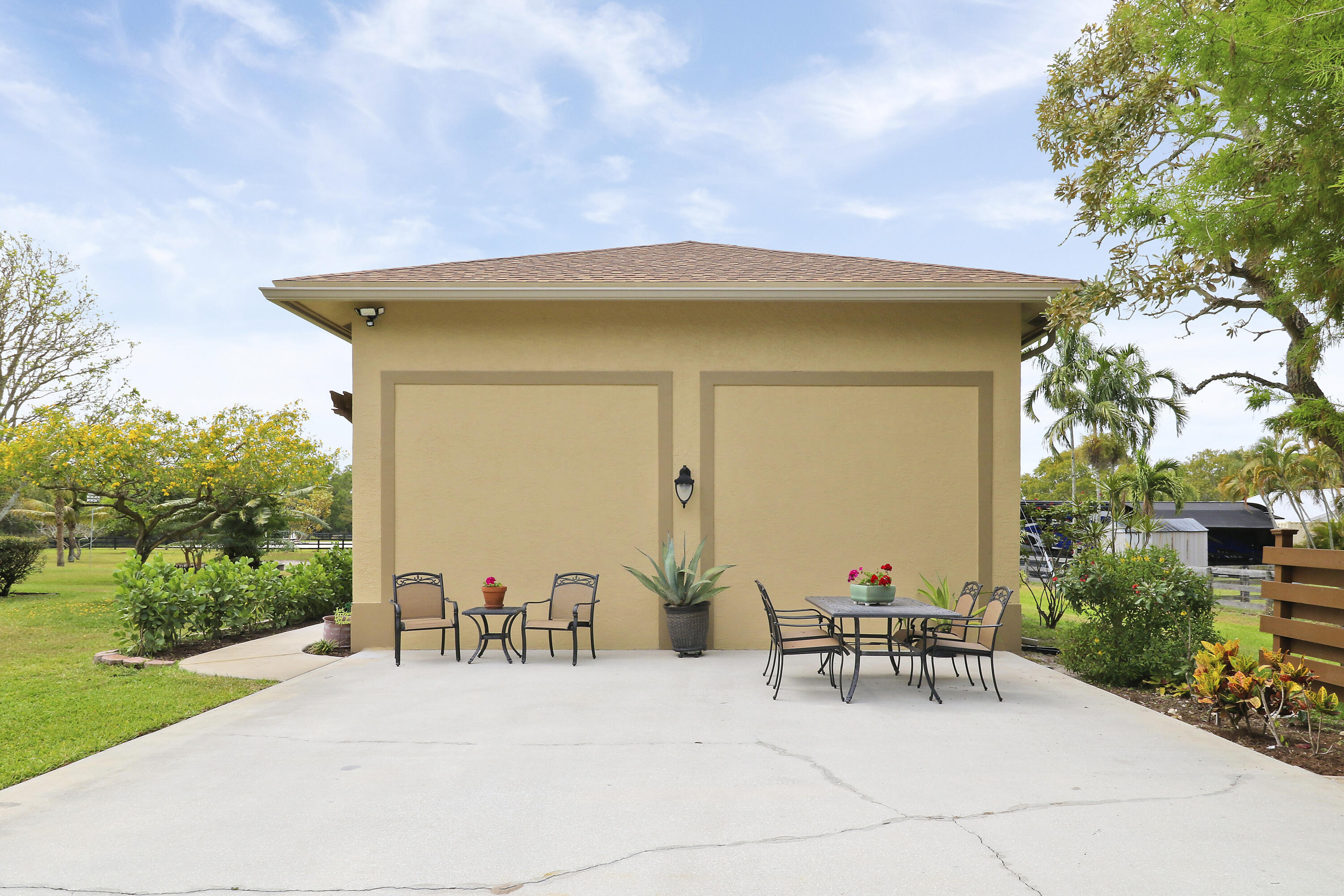 10735 Lantana Road, Unit GH Lake Worth, FL 33449 - Photo 34 of 46 10735 Lantana Road 2