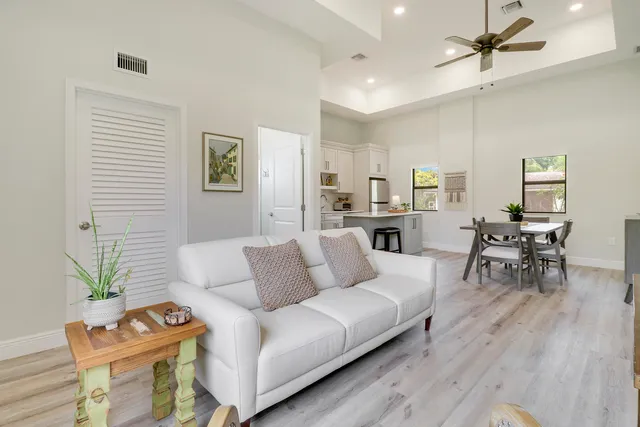 $4,000 | 10735 Lantana Road, Unit GH, Lake Worth, FL 33449