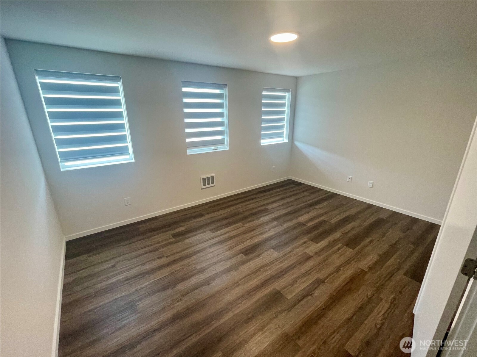 2129 Lancaster Way Ferndale, WA 98248 - Photo 14 of 27