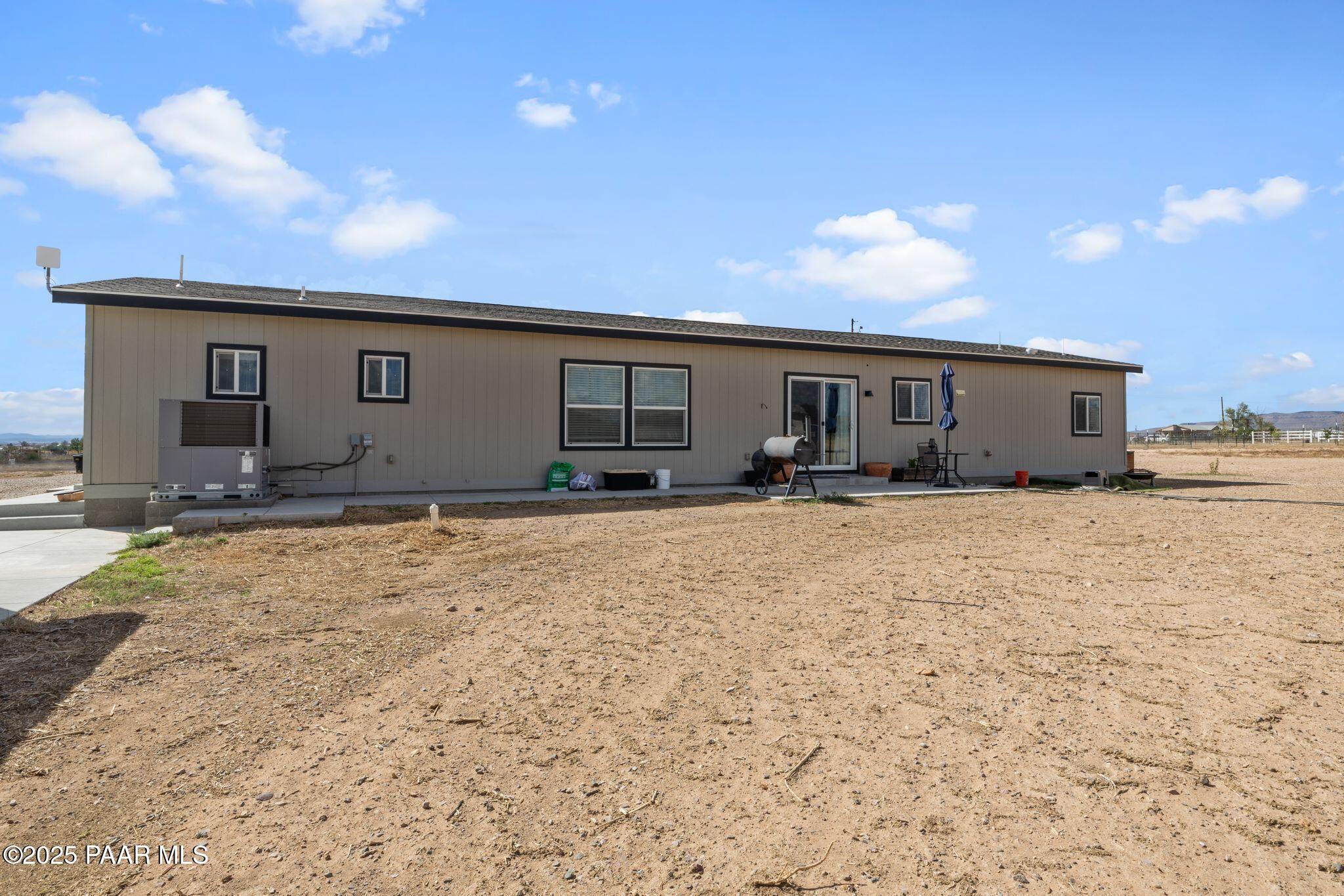 25221 North Mitchell Road Paulden, AZ 86334 - Photo 18 of 25 35_171-Backyard