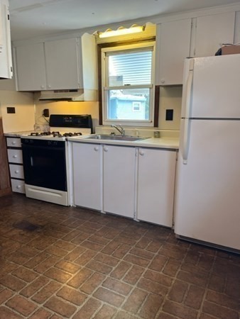 1246 Granby Road, Unit 53 Chicopee, MA 01020 - Photo 2 of 12 Gallery Image 2