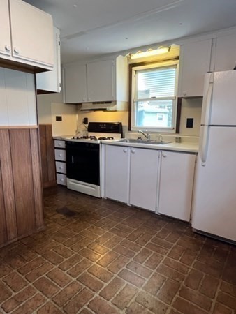 1246 Granby Road, Unit 53 Chicopee, MA 01020 - Photo 3 of 12 Gallery Image 3