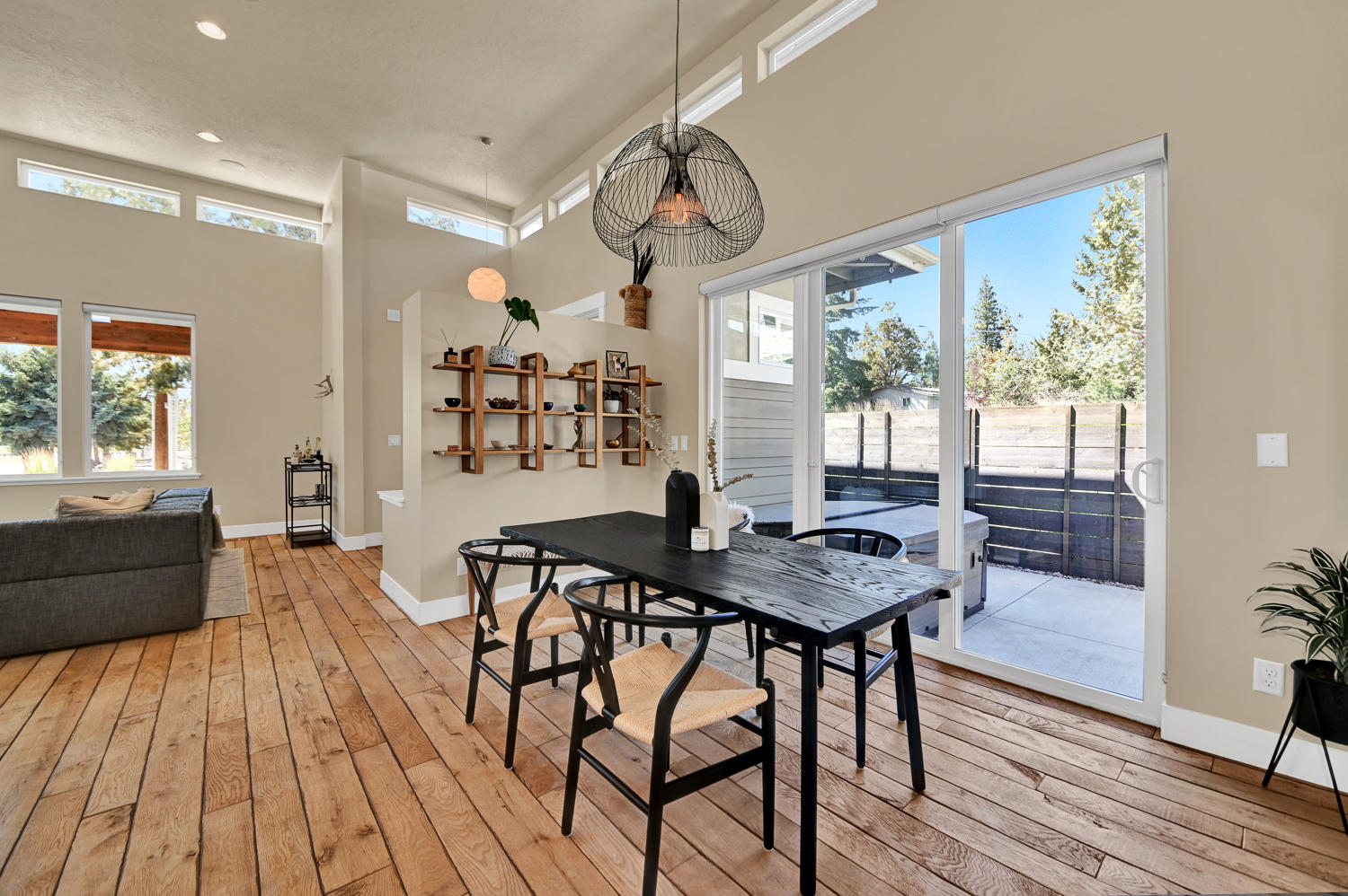 63360 O. B. Riley Road Bend, OR 97703 - Photo 19 of 51 17