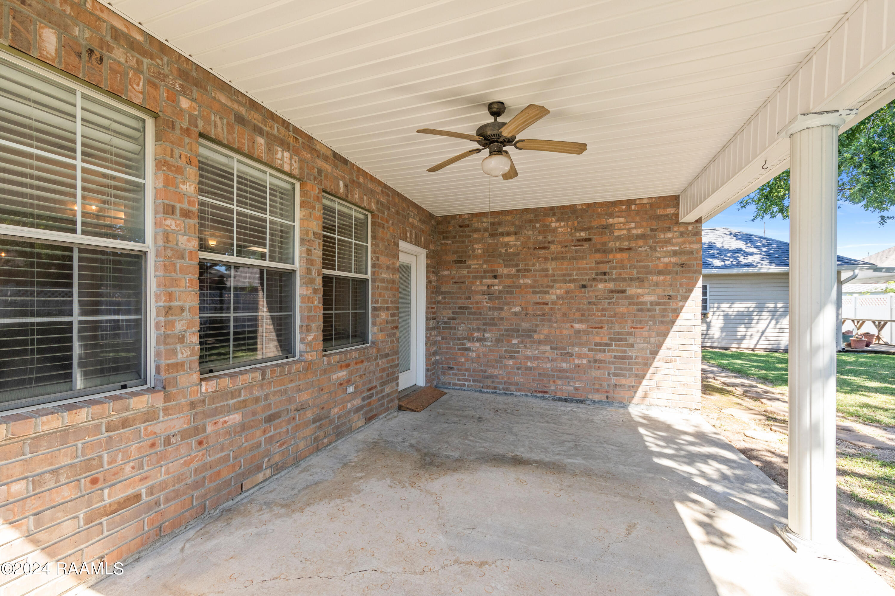 2178 Dustin Morgan Loop Opelousas, LA 70570 - Photo 19 of 28 2178DustinMorgan-16