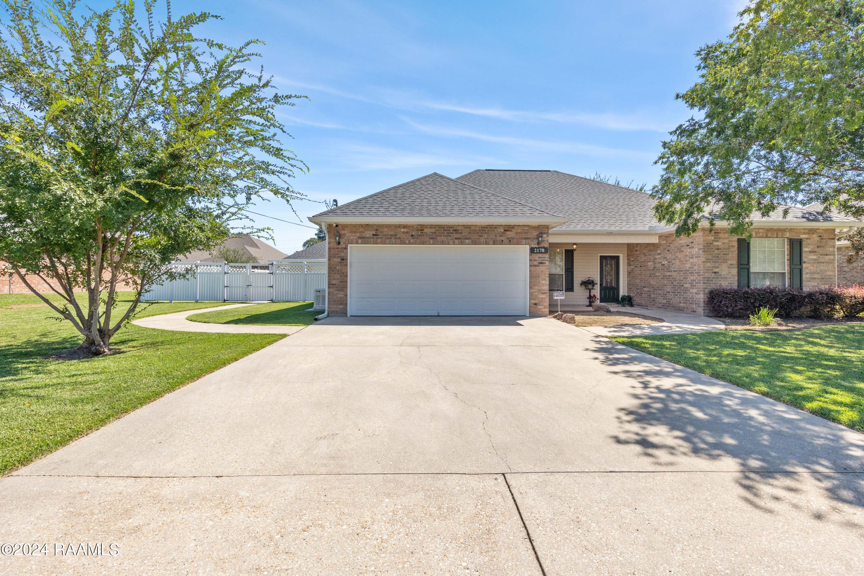 2178 Dustin Morgan Loop Opelousas, LA 70570 - Photo 2 of 28 2178DustinMorgan-85