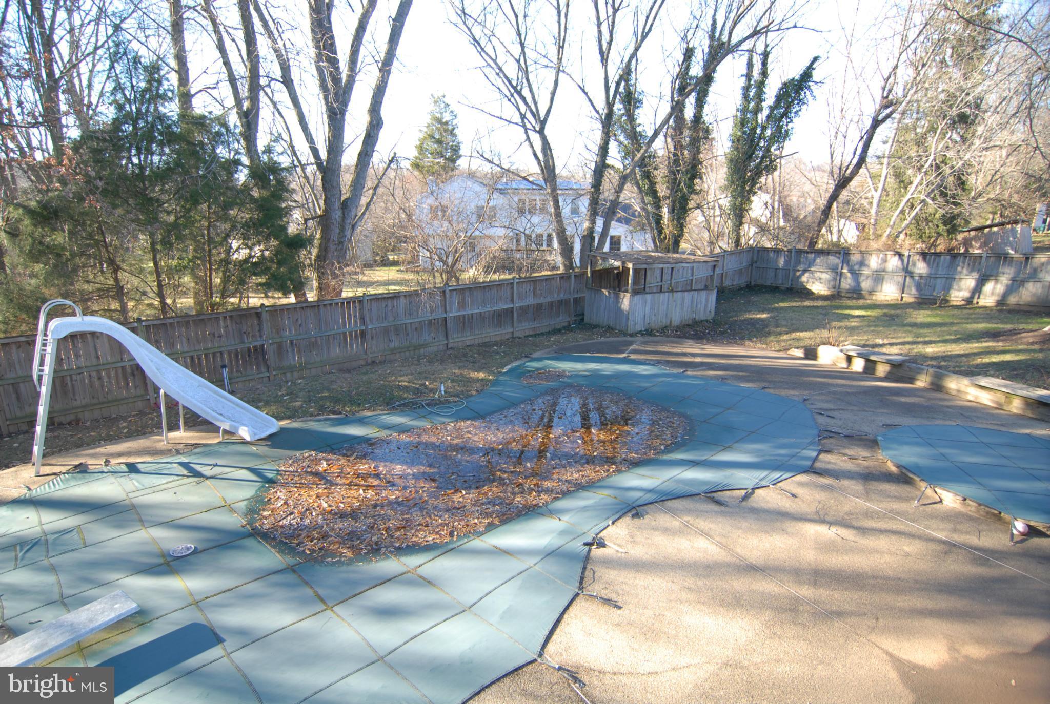 16004 Wallingford Road Silver Spring, MD 20906 - Photo 22 of 27 Swimming Pool