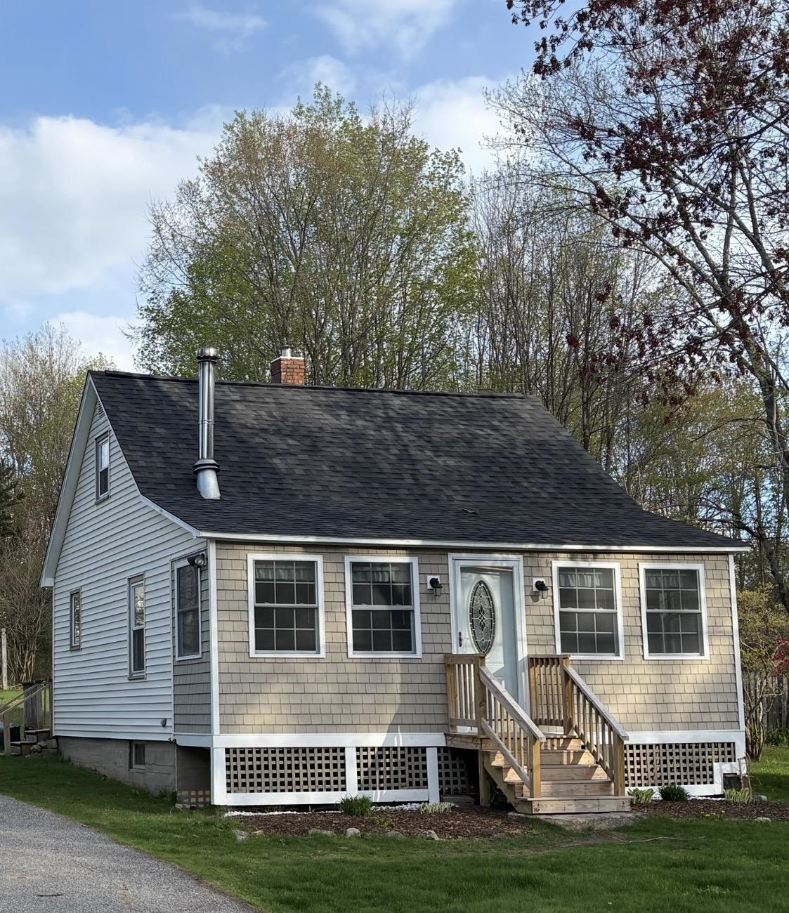 80 St Laurent Street Epping, NH 03042 - Photo 1 of 23