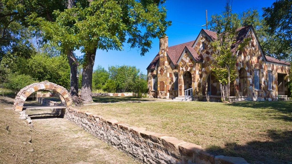 310 Canal Street Menard, TX 76859 - Photo 34 of 66 a view of a park with large trees