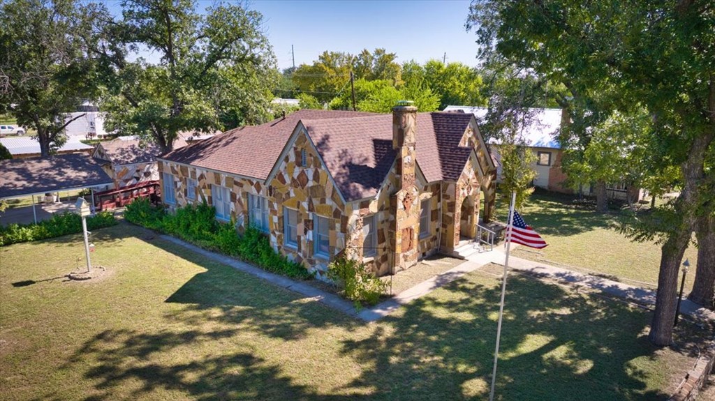 310 Canal Street Menard, TX 76859 - Photo 35 of 66 a view of a park with a tree