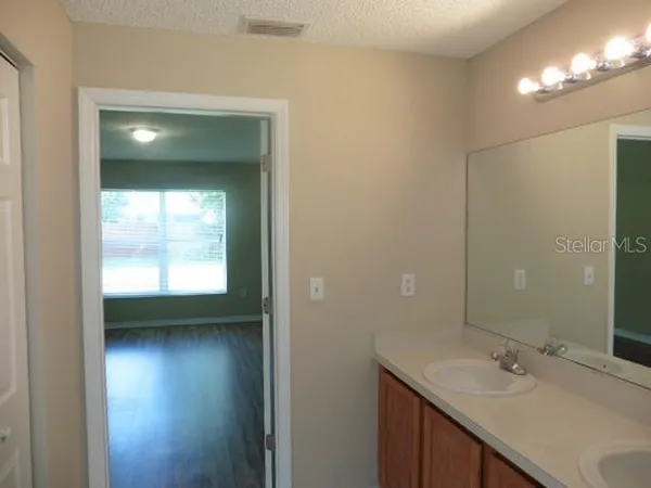 $1,800 | 5 Pointer Place, Palm Coast, FL 32164