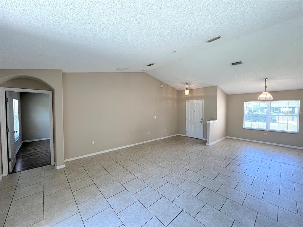 5 Pointer Place Palm Coast, FL 32164 - Photo 9 of 34