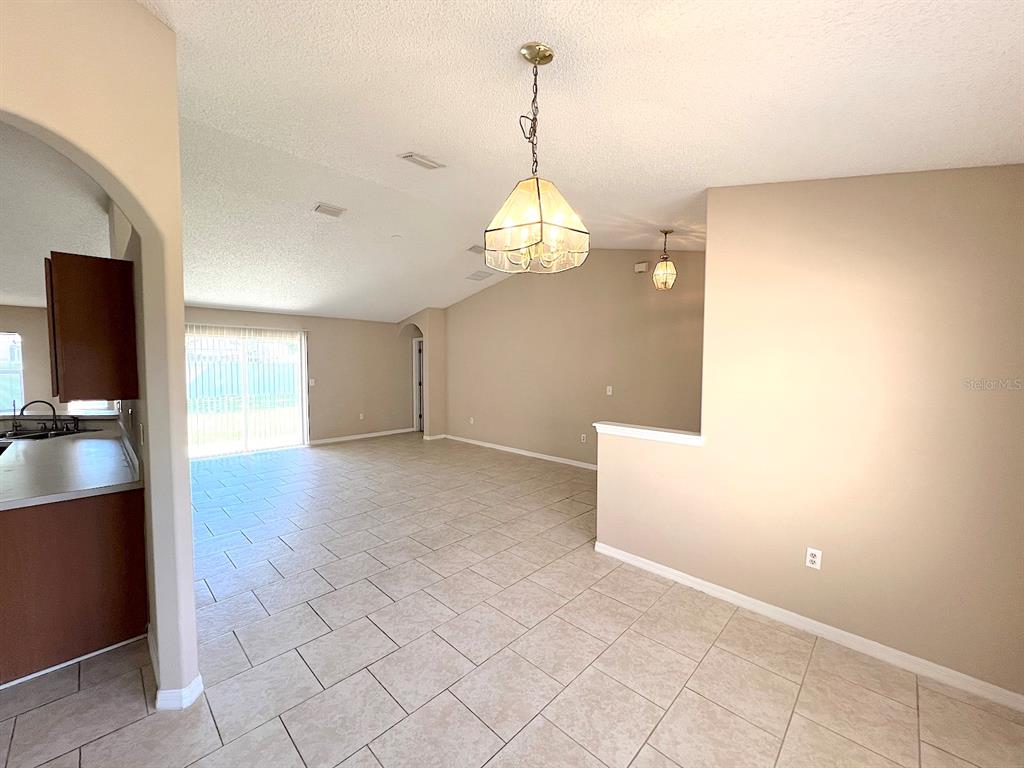 5 Pointer Place Palm Coast, FL 32164 - Photo 10 of 34