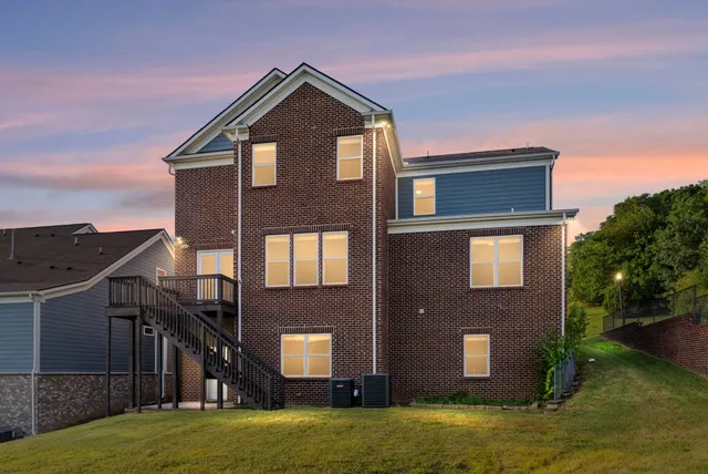 $1,190,000 | 1820 Lanceford Court, Franklin, TN 37067