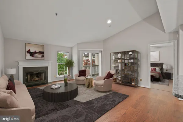 $2,650 | 1504 Lincoln Way, Unit 411, McLean, VA 22102