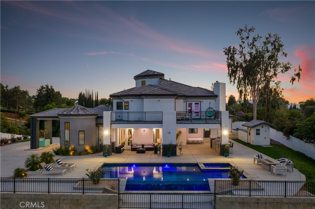 1693 Marion Road Redlands, CA 92374 - Photo 4 of 49 a front view of houses with yard