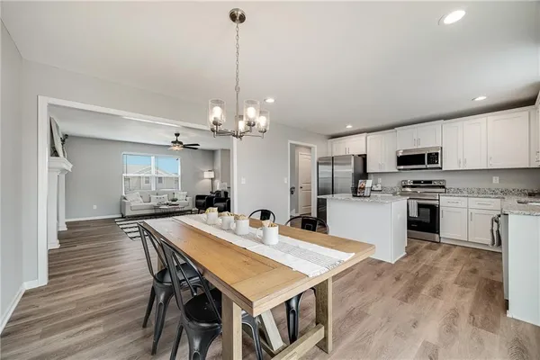 $349,900 | 508 Foxglove Lane, Raymore, MO 64083