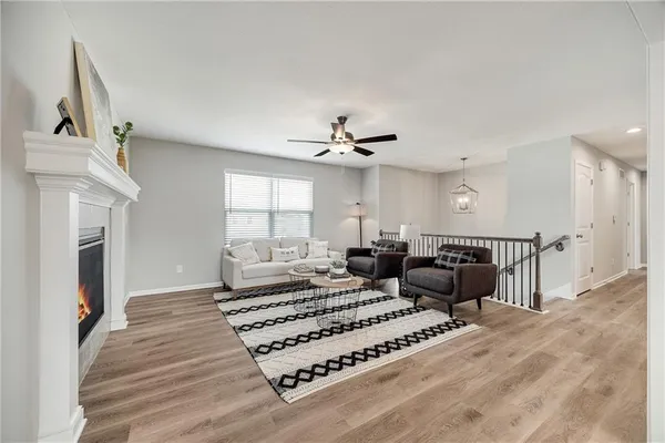 $349,900 | 508 Foxglove Lane, Raymore, MO 64083