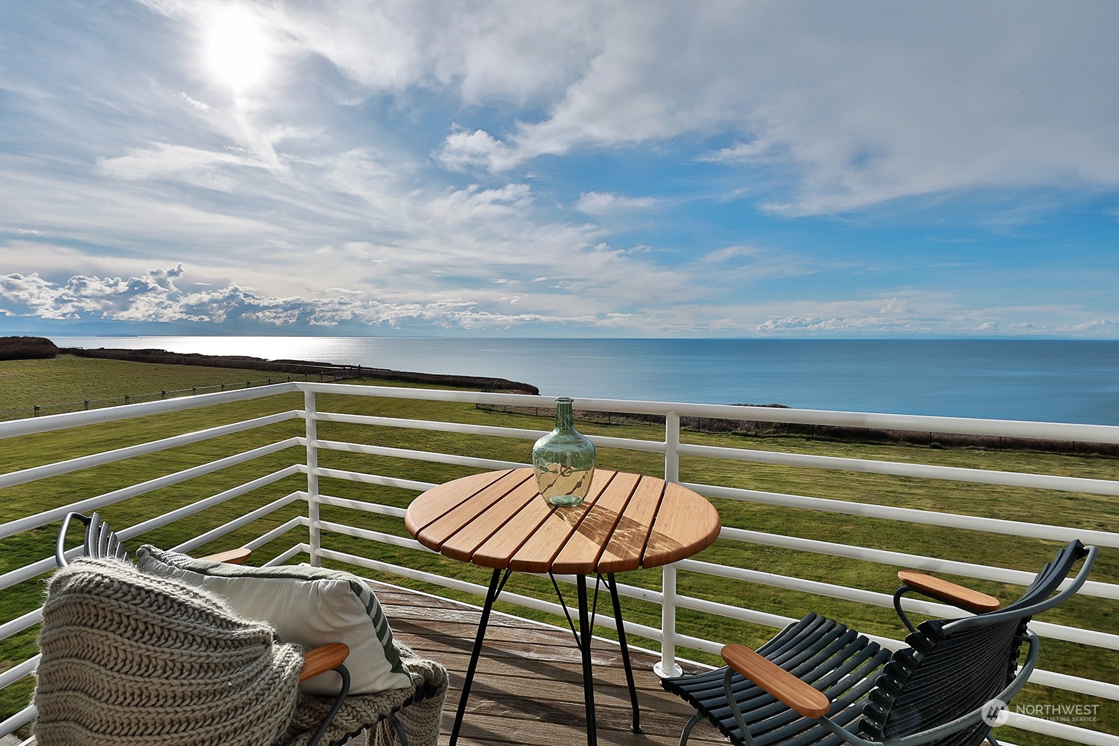 1241 West Beach Road Oak Harbor, WA 98277 - Photo 6 of 38 Gallery Image 6