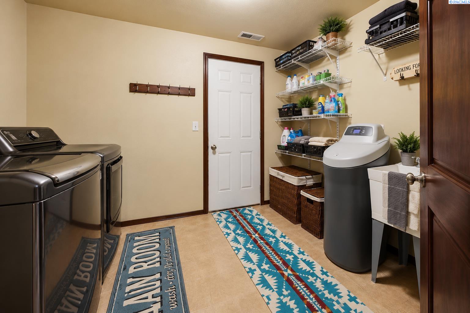 223108 East Perkins Road Kennewick, WA 99337 - Photo 20 of 49 Gallery Image 20