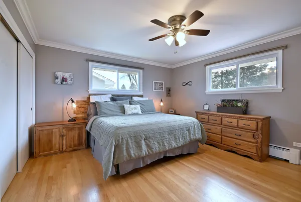 $599,900 | 1303 East Ironwood Drive, Mount Prospect, IL 60056