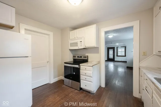 $1,249 | 4850 Hillside Avenue, Indianapolis, IN 46205