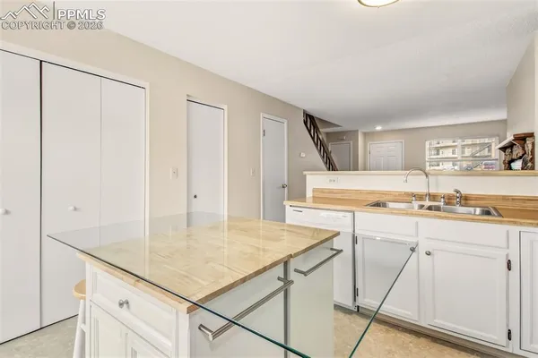 $205,000 | 4405 Pikes Peak Avenue, Colorado Springs, CO 80916